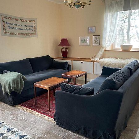 Snaellfaell Country Living - Akerbo Gard Charmigt Renoverad Flygel Kristinehamn Eksteriør bilde